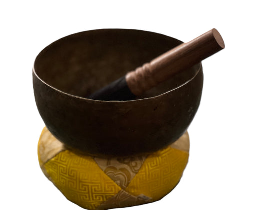 Hand-Hammered Vintage Thadobati Tibetan Singing Bowl/ Himalayan Bowl for Sound Healing, Includes Free Cushion and Mallet