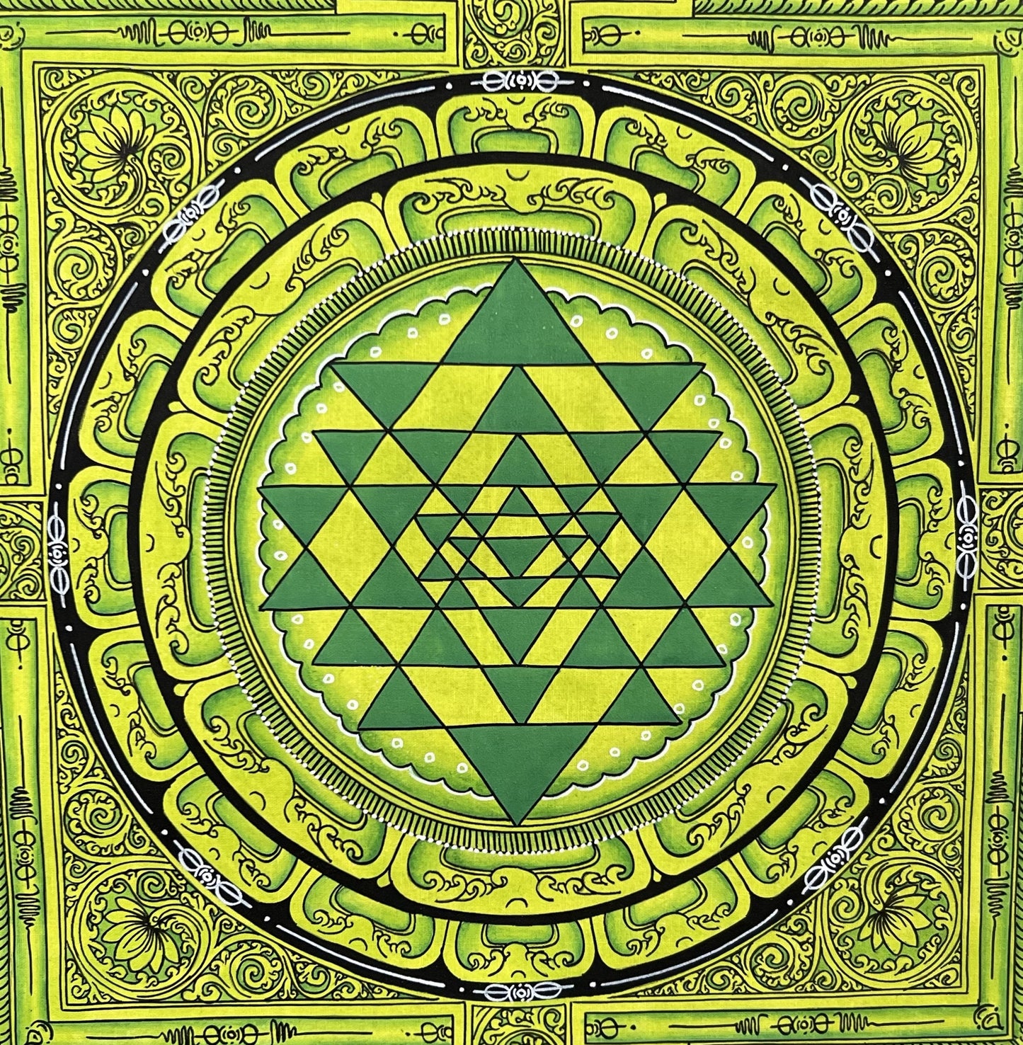 ShriYantra/ Shri Yantra/ Shri Chakara Mandala Newari Paubha/Pauva Thangka Original Hand-Painted Art for Energy Positivity and Good Luck