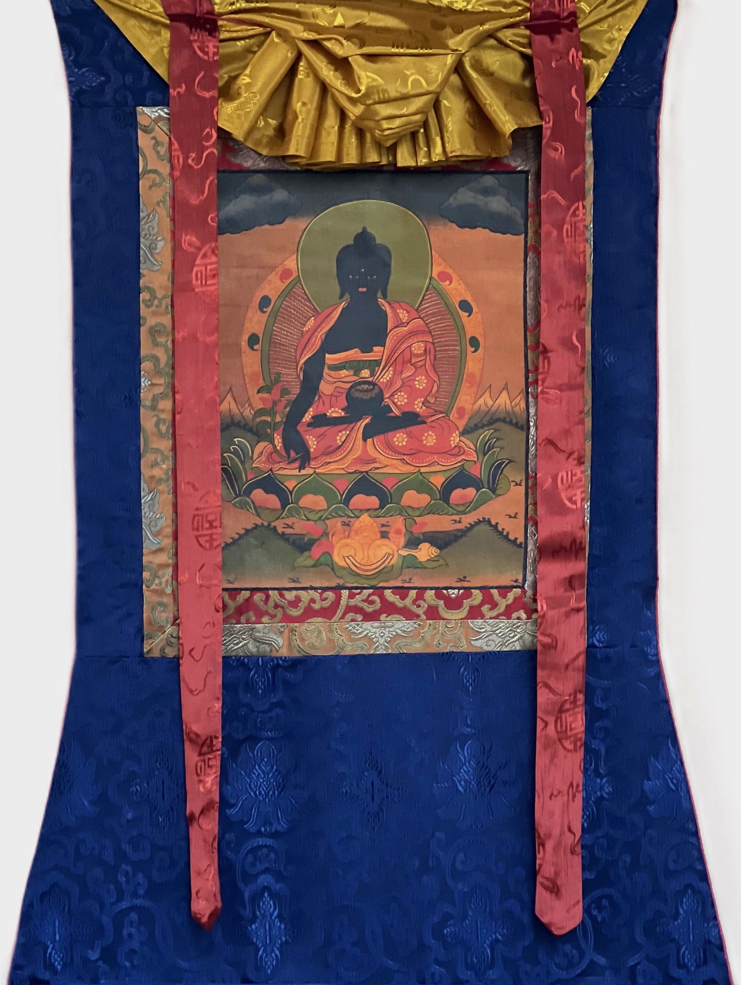 Bhaisajyaguru Medicine Buddha Oil- Varnished Old Tibetan Thangka Painting Original Art  with Silk Border