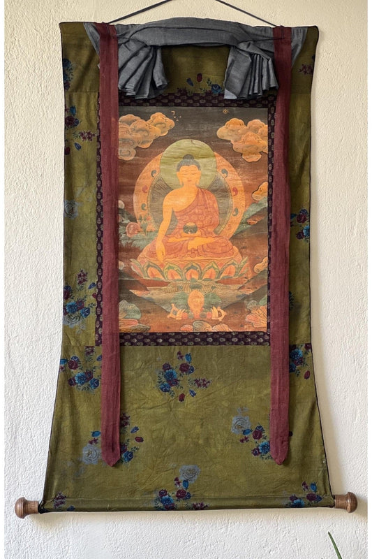 Shakyamuni Siddhartha Gautama Buddha Old OIl Varnished Tibetan Thangka Painting Original Hand Painting/ Buddhist Art Framed with Silk - Tibetan Thangka Art